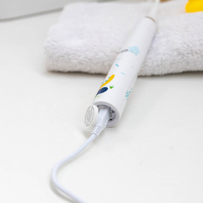 Bàn Chải Đánh Răng Điện Cho Bé LocknLock Electric Toothbrush For Kids 5V, 1.5W - Màu Trắng - ENR226WHT, , large image number null